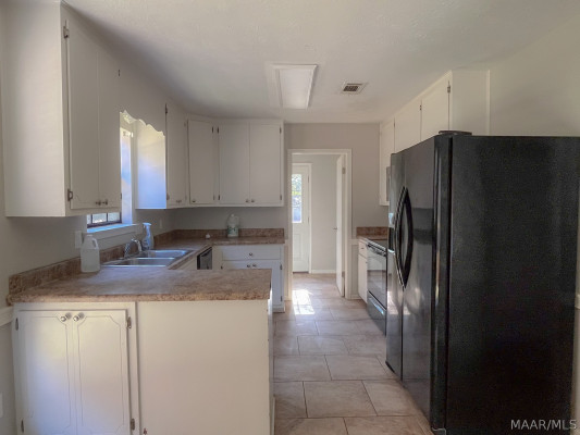 245 GARDENIA Court