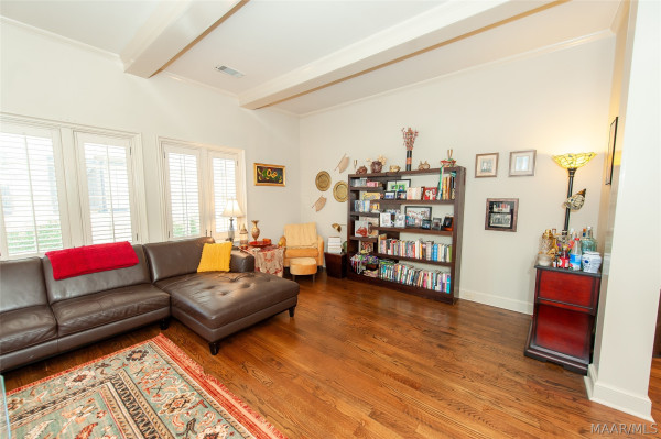 537 Cloverdale Road