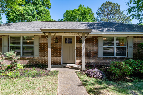 3875 Faunsdale Drive