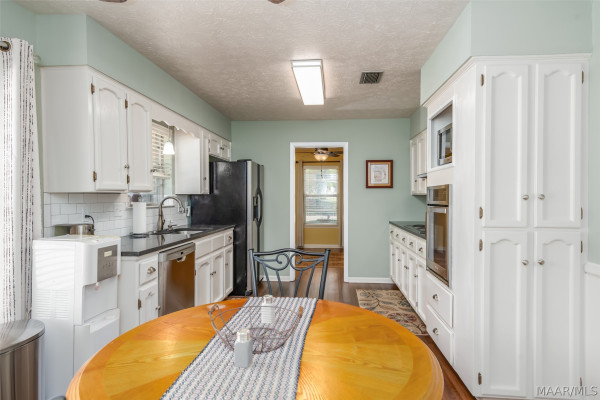 3875 Faunsdale Drive