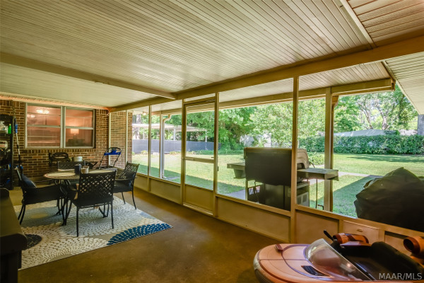 3875 Faunsdale Drive