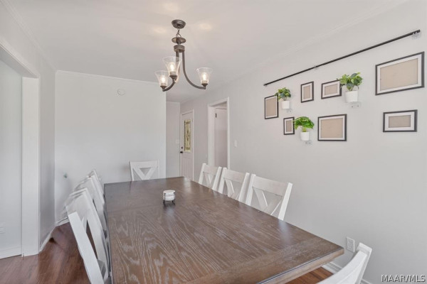 5220 Pineview Road