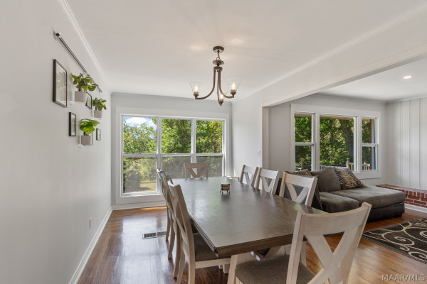 5220 Pineview Road