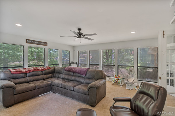 5220 Pineview Road