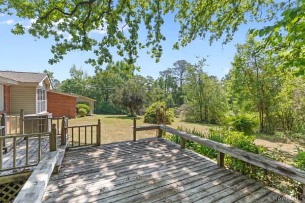 5220 Pineview Road