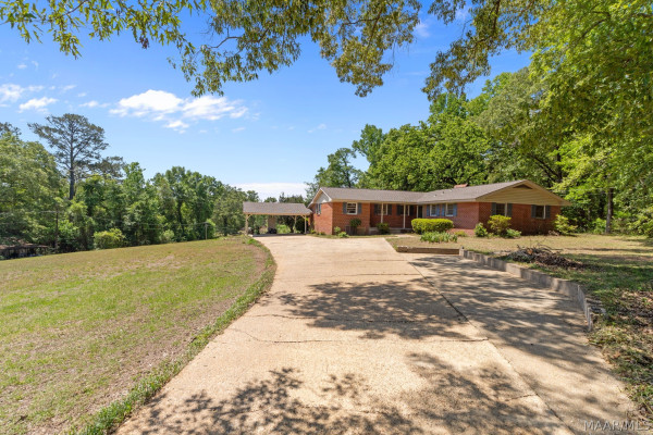 5220 Pineview Road