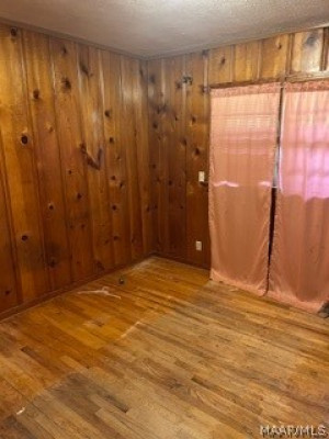 1037 LYNWOOD Drive