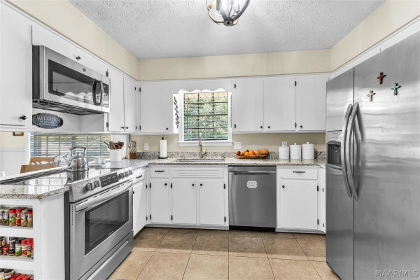 5270 Redland Road