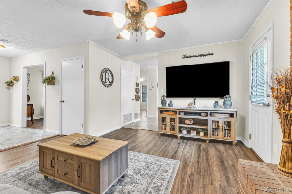 5270 Redland Road