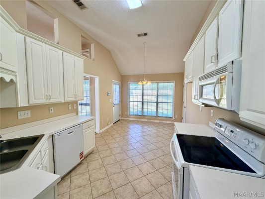 7483 PINNACLE Point