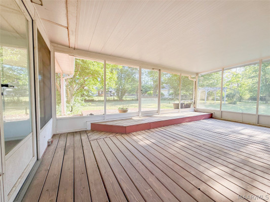 1256 County Road 39 .