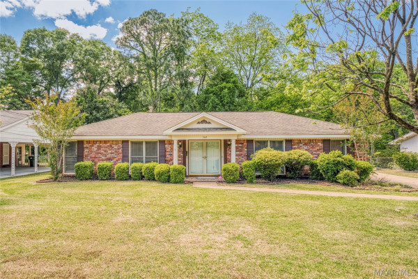 562 Larkin Lane