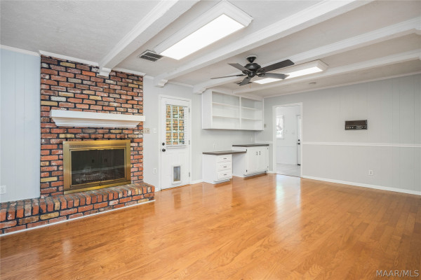 562 Larkin Lane