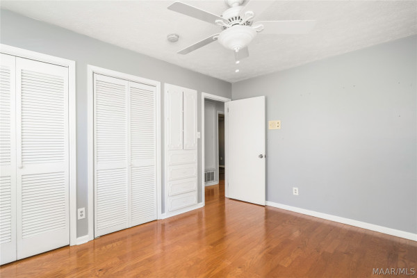 562 Larkin Lane