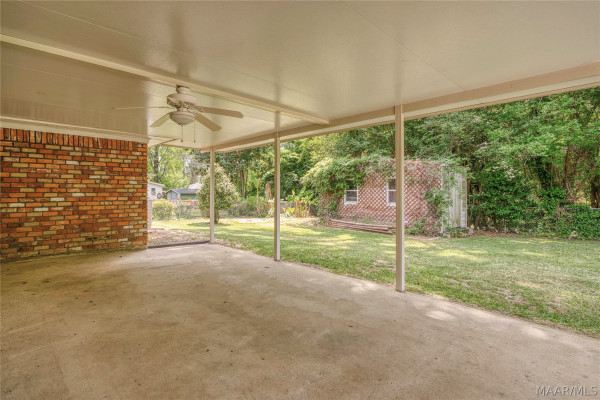 562 Larkin Lane
