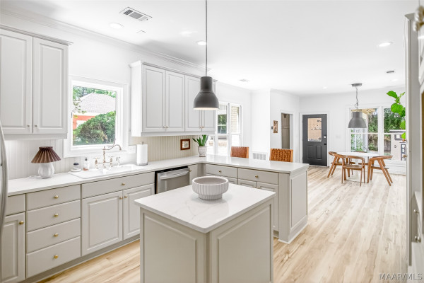 8254 Mossy Oak Drive