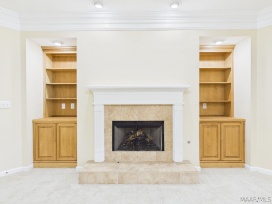 966 Somerset Drive