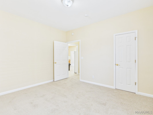 966 Somerset Drive