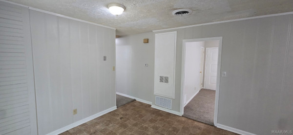 5151 W Linda Circle