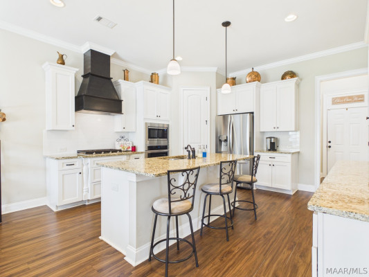 1454 Trolley Road