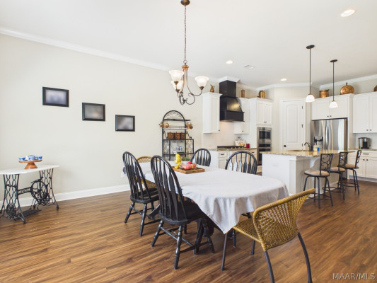 1454 Trolley Road