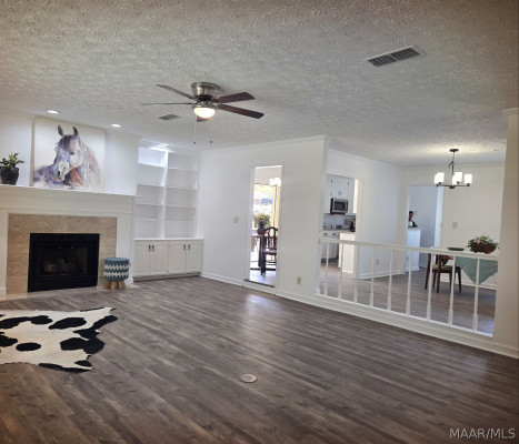 6532 Monmouth Mews