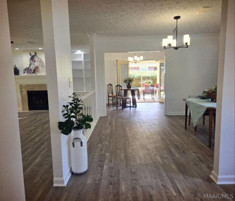 6532 Monmouth Mews