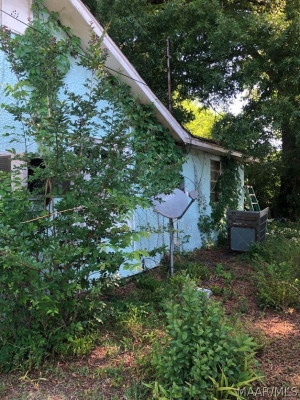 3267 MOBILE Drive