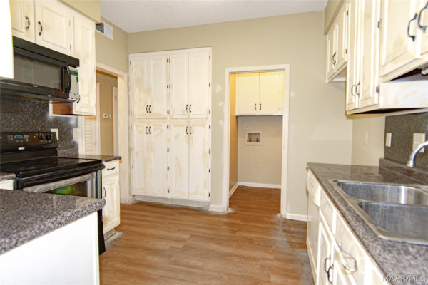 3157 MALONE Drive