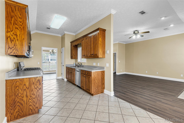 1920 Cedar Ridge Loop