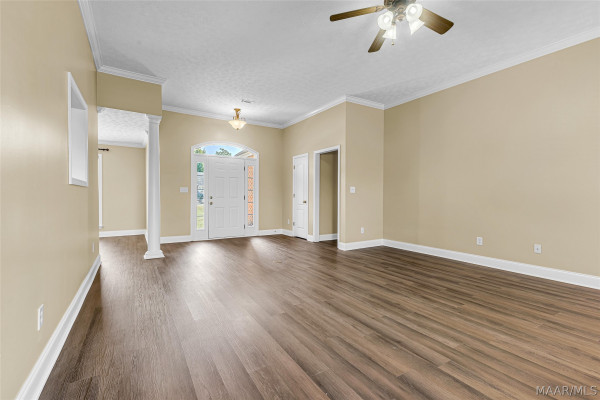 1920 Cedar Ridge Loop