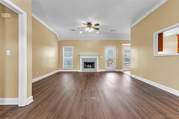 1920 Cedar Ridge Loop