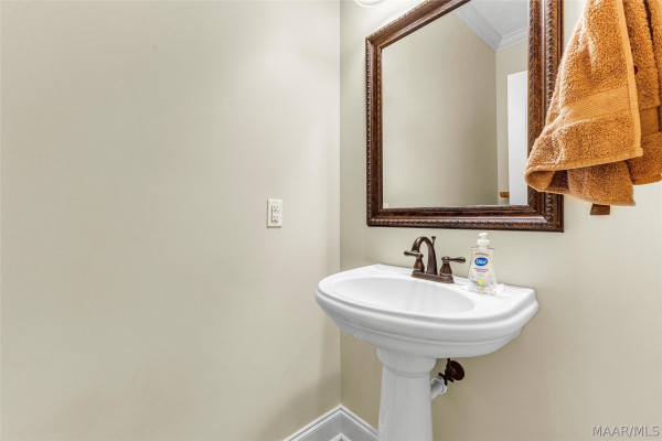 477 Weatherby Trail