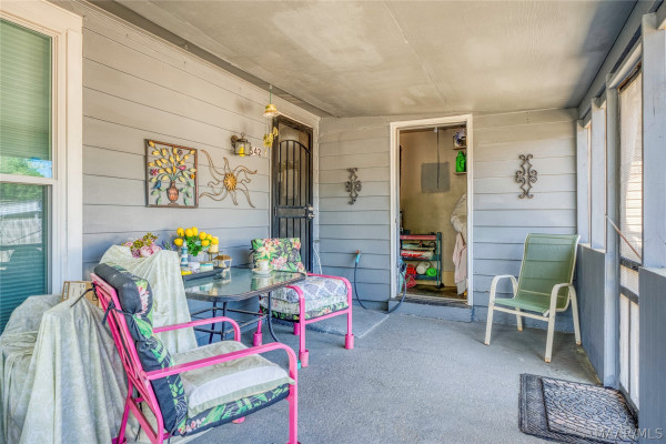 542 SADDLEWOOD Lane