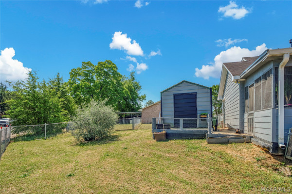 542 SADDLEWOOD Lane