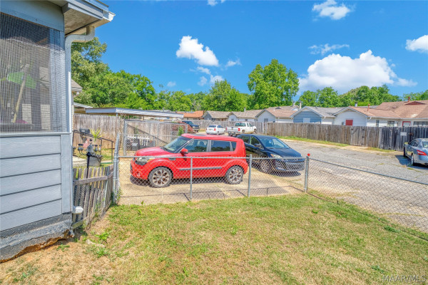 542 SADDLEWOOD Lane