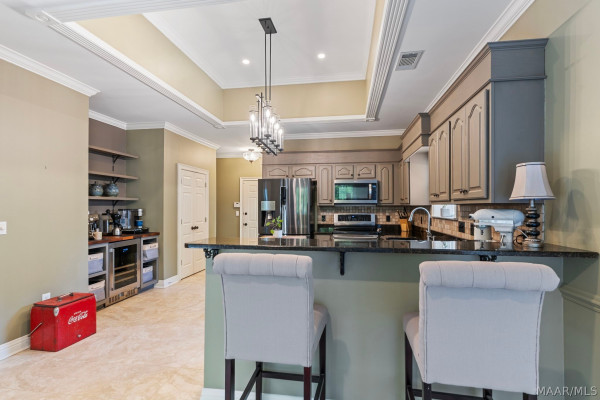 566 FOREST Trail