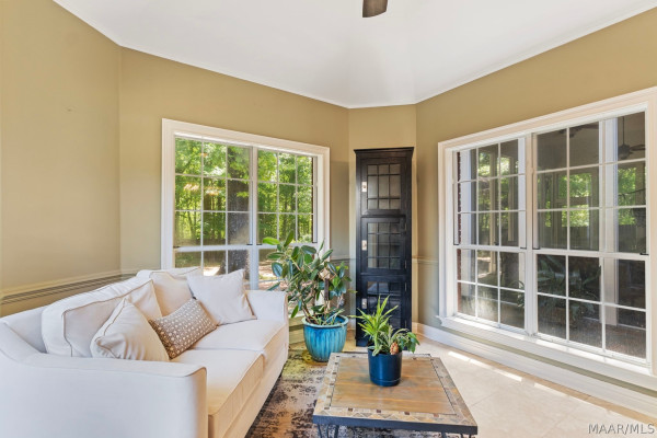 566 FOREST Trail