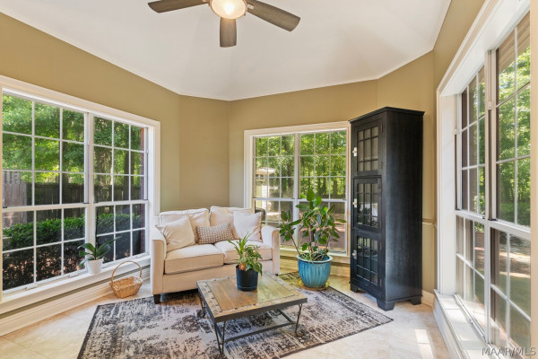566 FOREST Trail