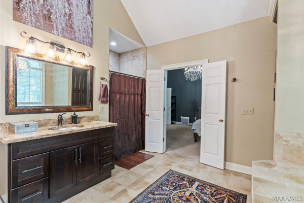 566 FOREST Trail