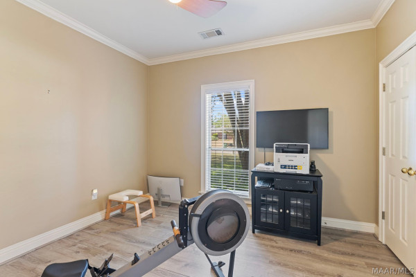566 FOREST Trail