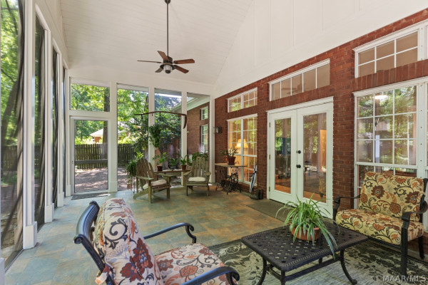 566 FOREST Trail