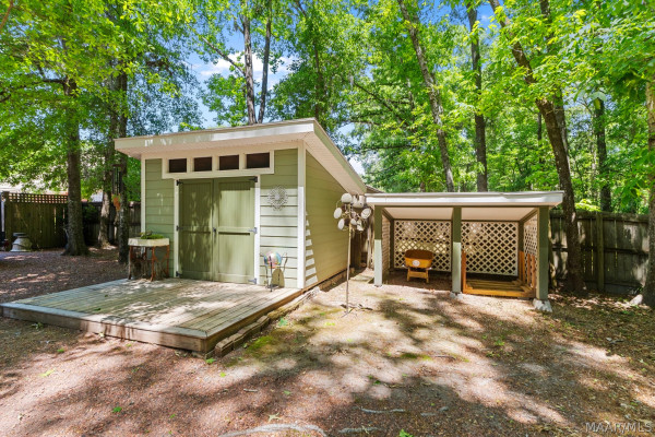 566 FOREST Trail