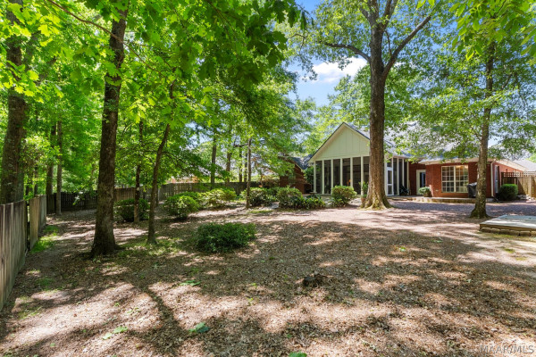 566 FOREST Trail