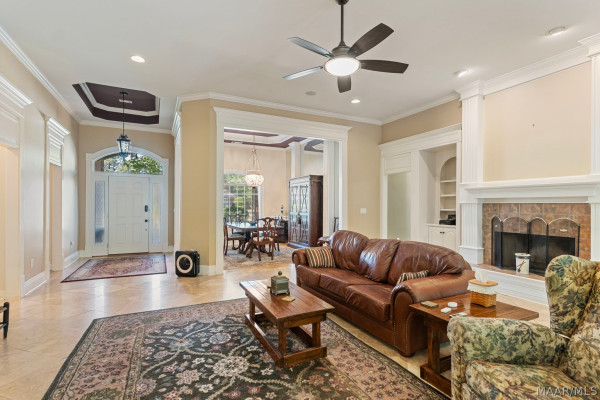 566 FOREST Trail