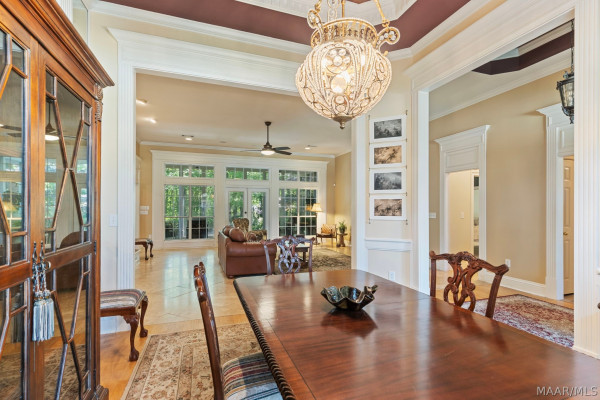 566 FOREST Trail