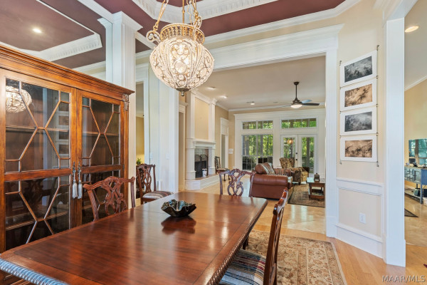 566 FOREST Trail