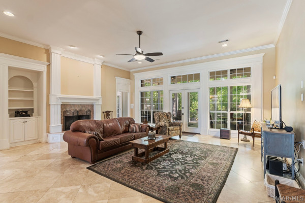 566 FOREST Trail
