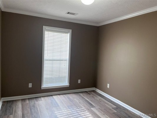1229 WESTFIELD Lane