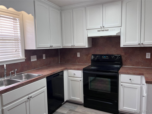 1229 WESTFIELD Lane